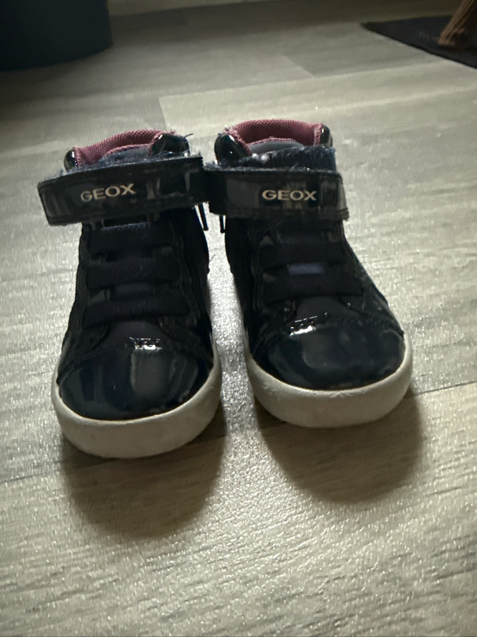 Chaussures pour bébé Geox (pointure 20) – photo 2